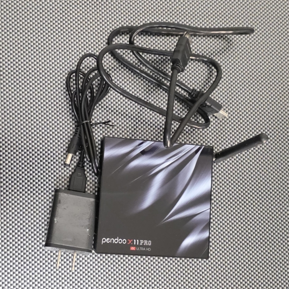 X11 Pro Black Wireless Router - Picture 3 of 8